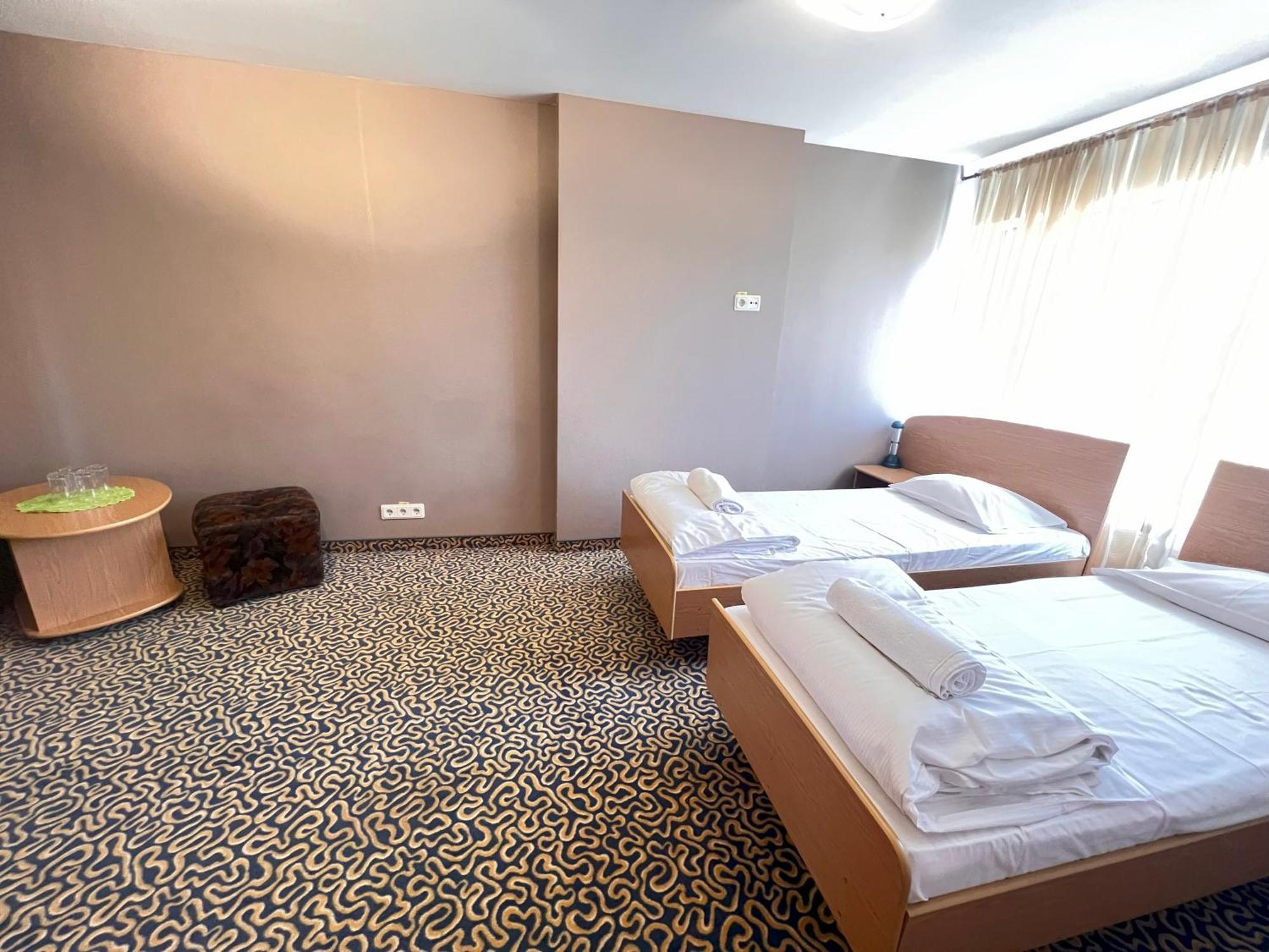 Park Hotel Ķekava Zewnętrze zdjęcie