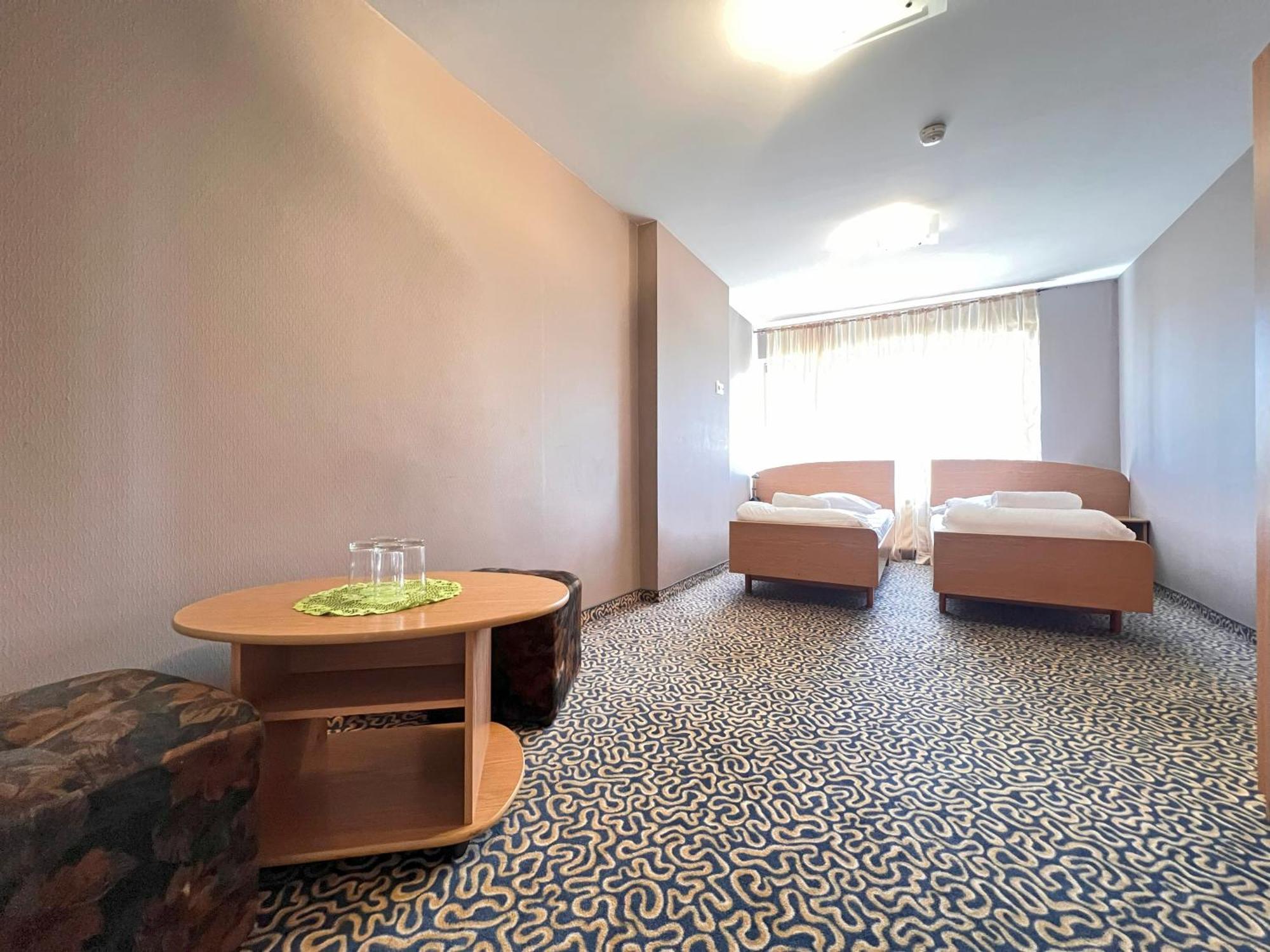 Park Hotel Ķekava Zewnętrze zdjęcie